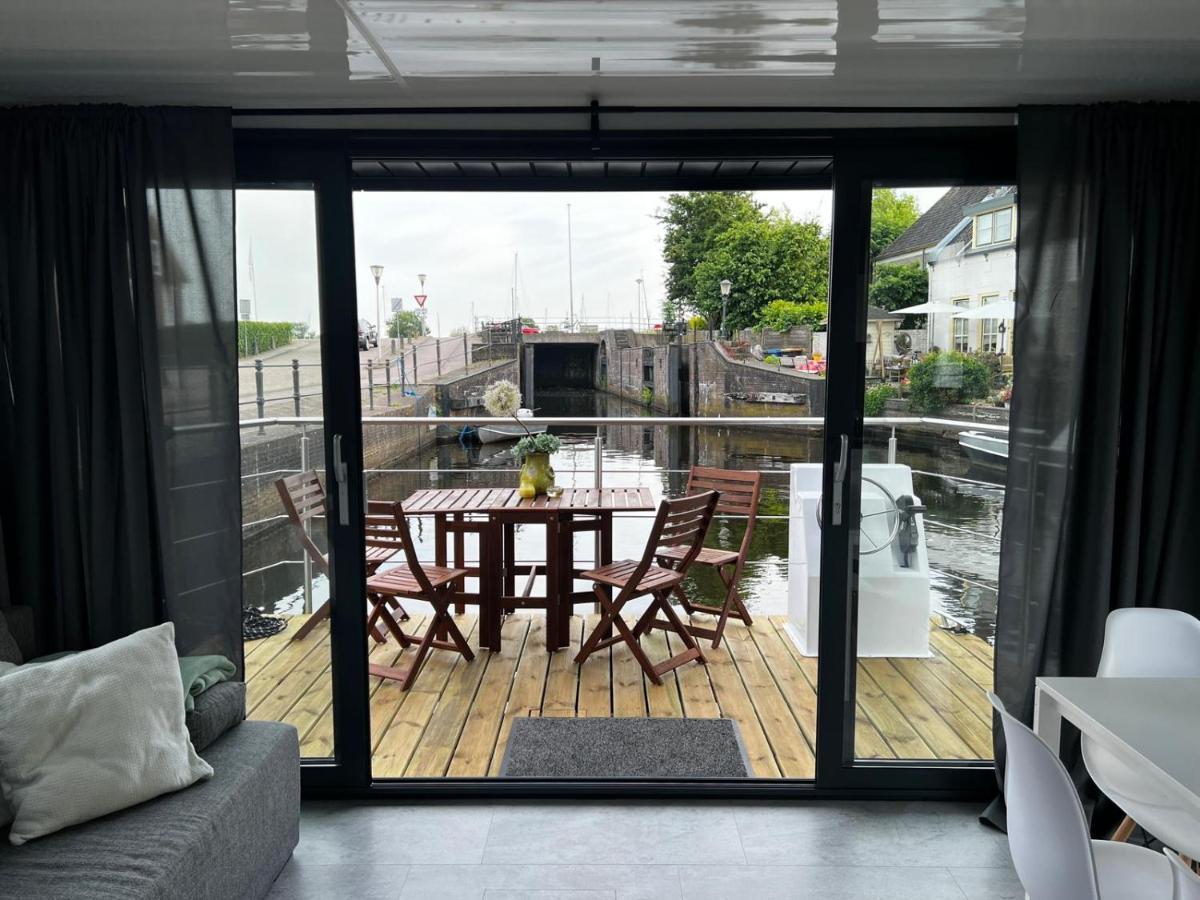 New Houseboat 2 Bedrooms Звартслёйс Экстерьер фото